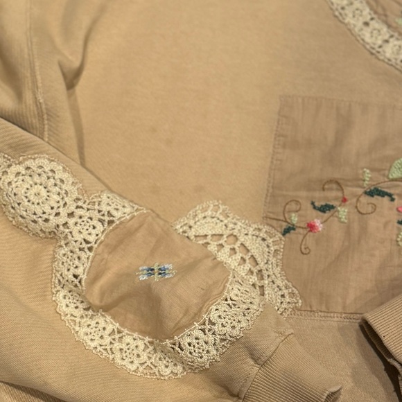 Free People GRAMS ATTIC SWEATSHIRT - Picture 12 of 16